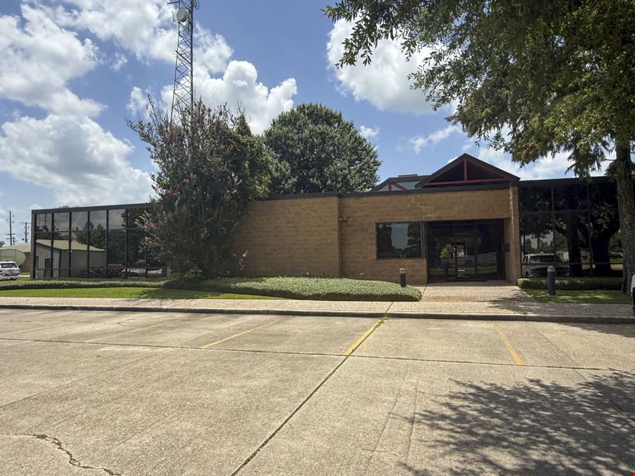 Long Term Net Leased Office Building