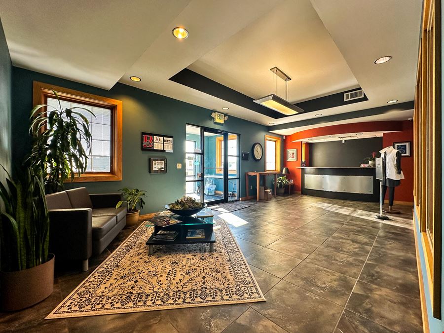 7729 Westfield Dr
