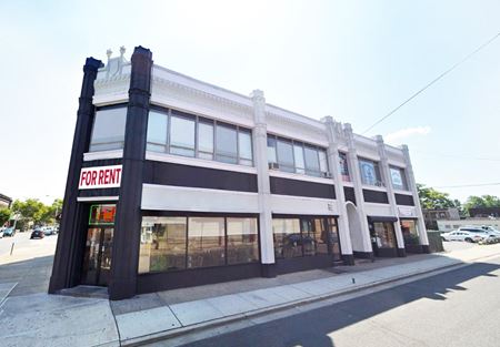 Preview of Restaurant space for Rent at 400-406 Park Avenue