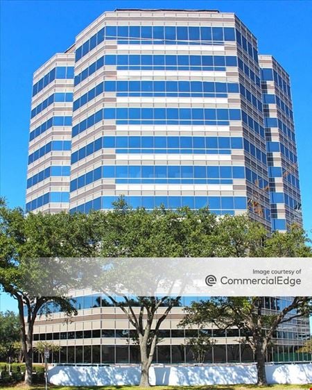 Preview of commercial space at 1400 Post Oak Blvd