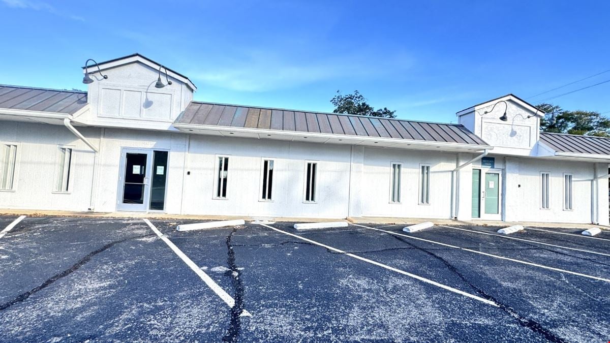 400 W Cervantes St for Lease