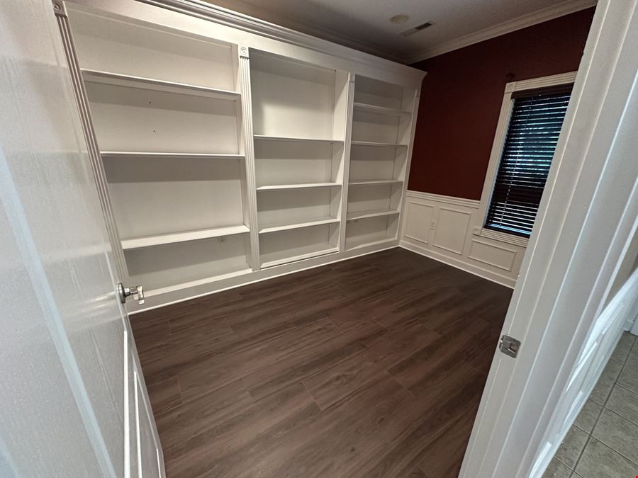 Collett Court Office Condominiums
