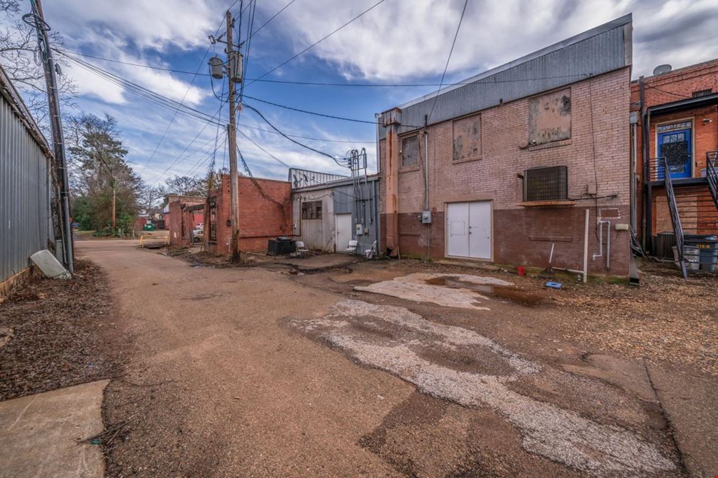 Commercial Business in Hughes Springs, Texas for Sale