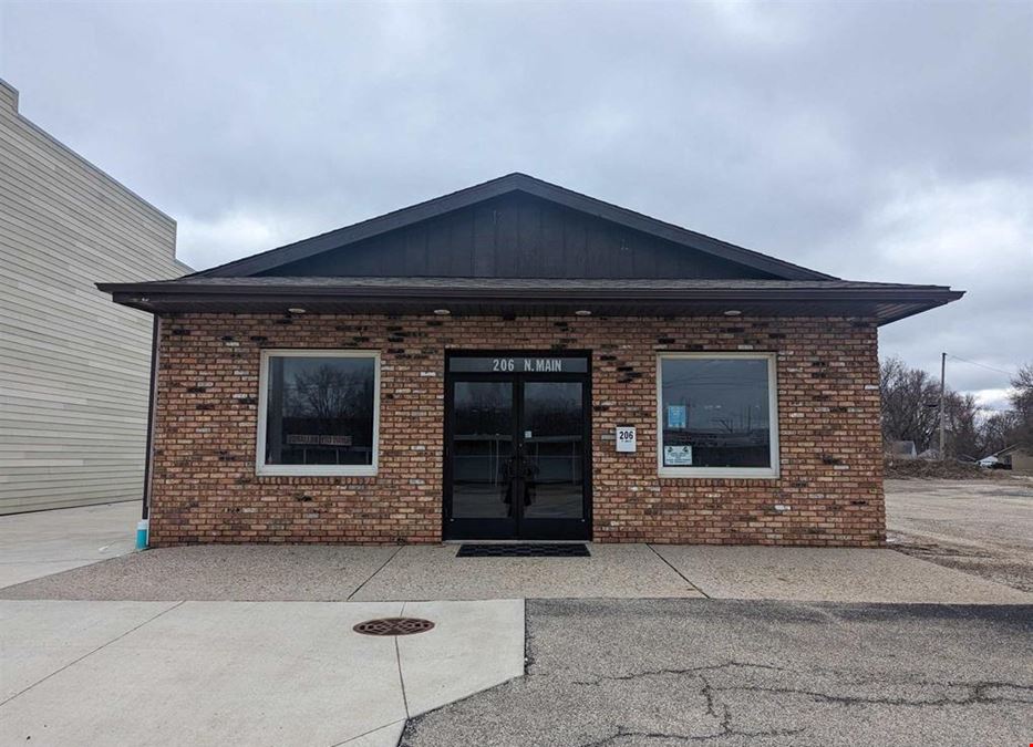 206 N Main St