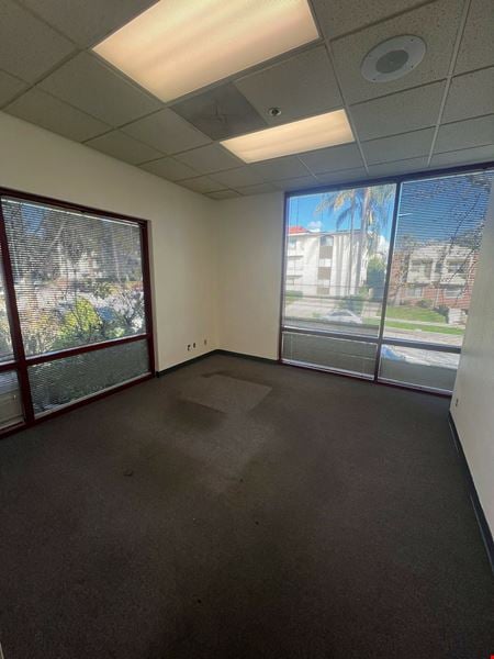 Preview of commercial space at 1260 Huntington Drive