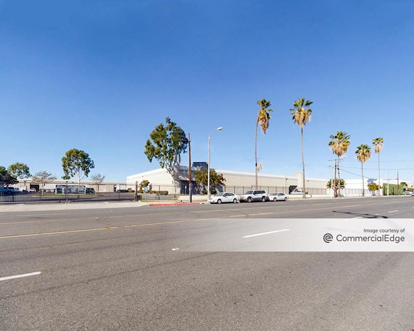 Broadway Center Business Park