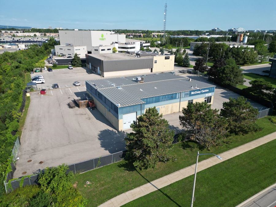 5135 Fairview Street, Burlington, ON L7L 4W8