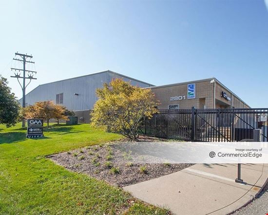 Preview of Industrial space for Rent at 2801 Clark Avenue