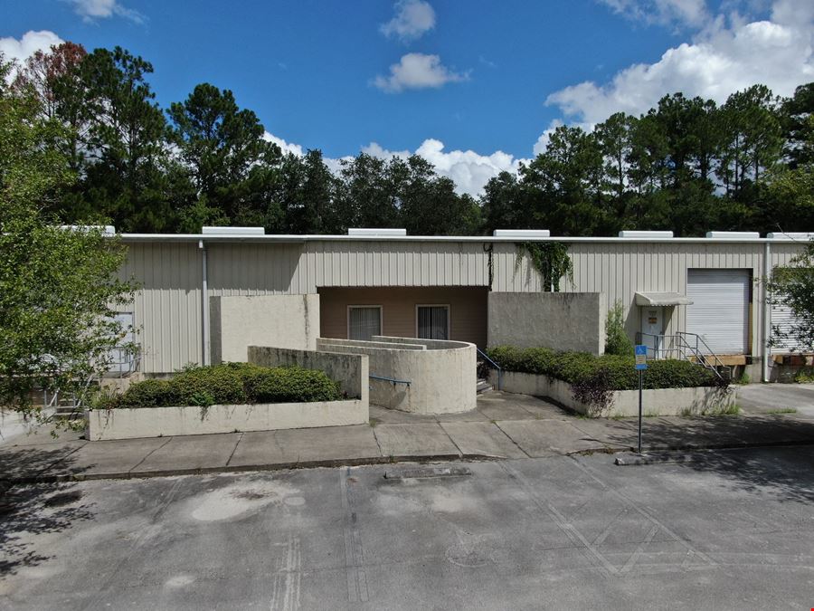 2525 Lloyd Road
