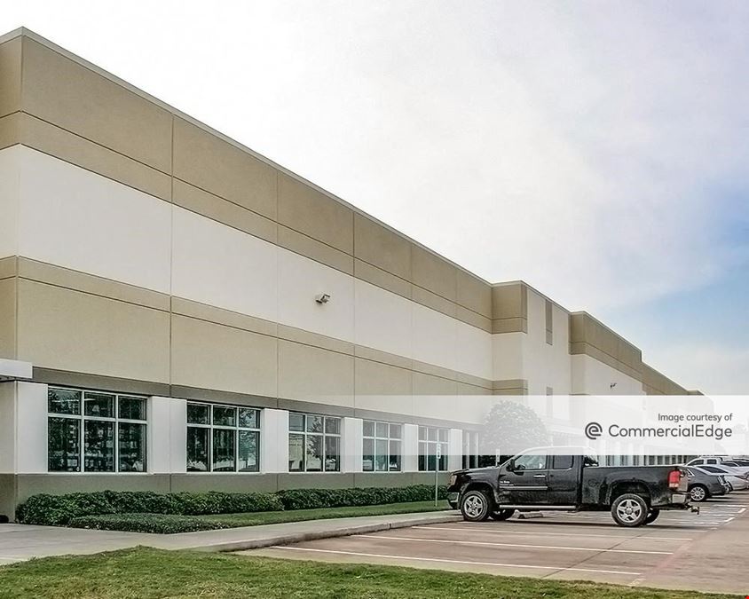 Beltway Crossing Center - Buildings 4 & 5