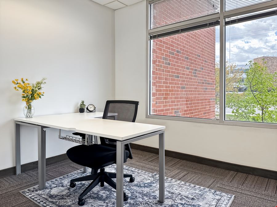 Regus - Minnetonka - County Road