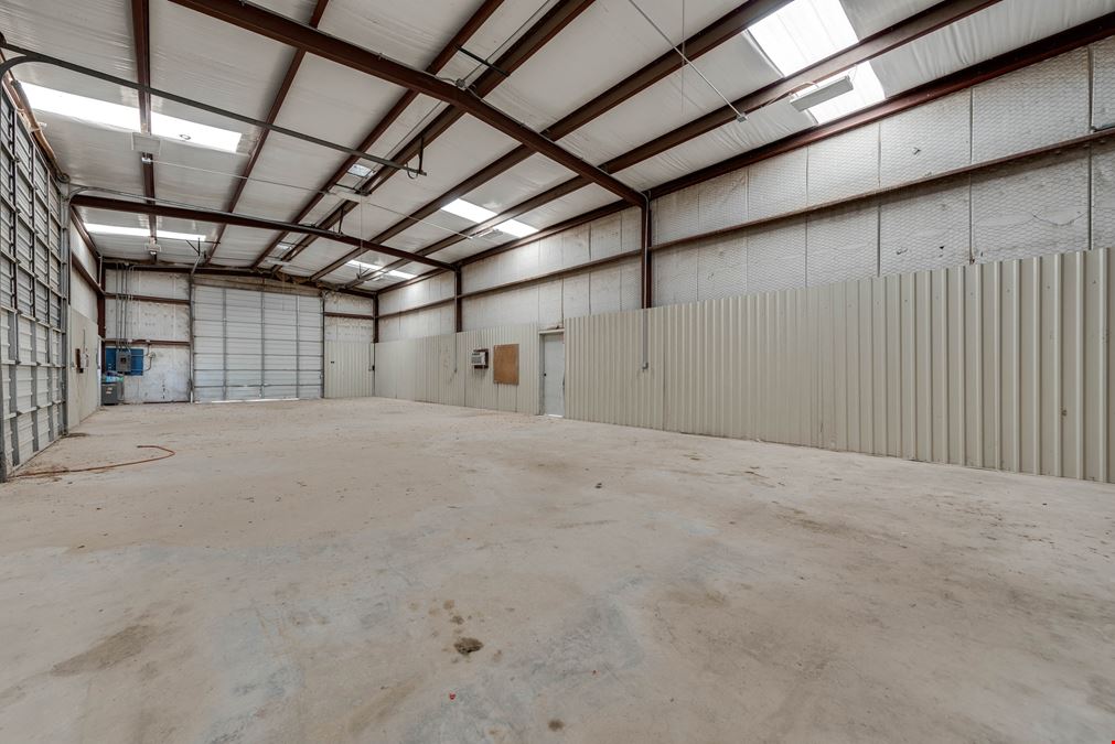 Heavy Industrial Crane Served Shop w/ Wash-Bay