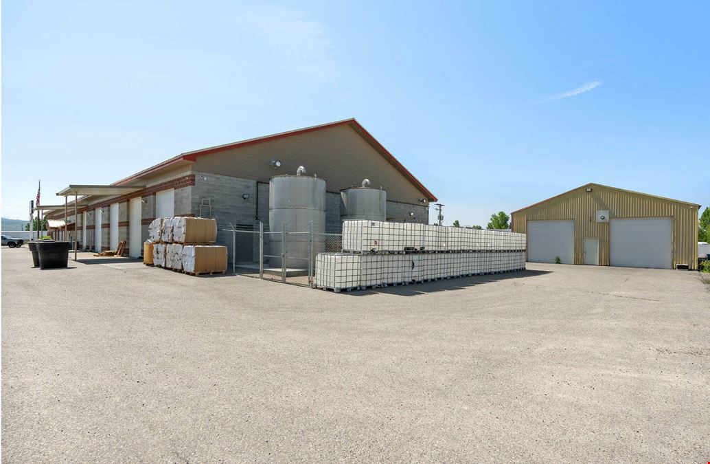 Absolute NNN-Leased, Flex/Industrial Building