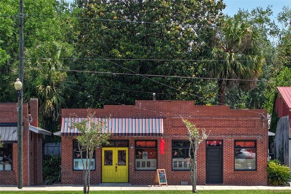 309 Bedell Ave