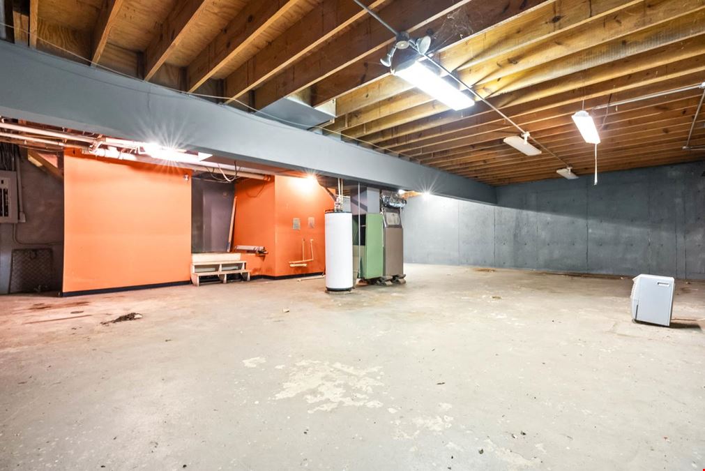 2350 Squire Boone Rd SW