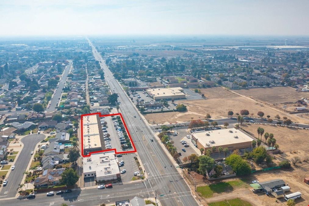 Park Village West Shopping Center: Newly Remodeled & Move-In Ready