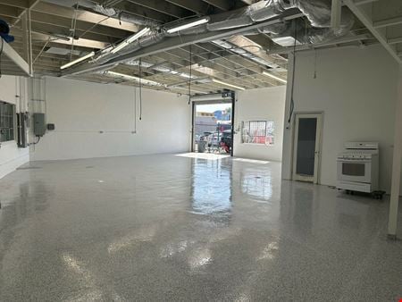 Preview of Industrial space for Rent at 414 N Moss St