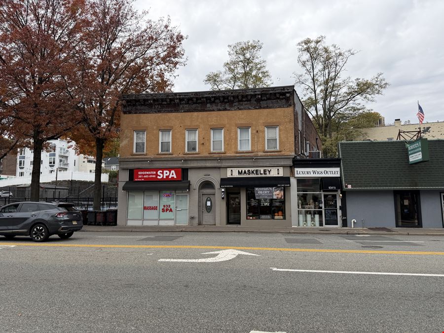 934 River Rd