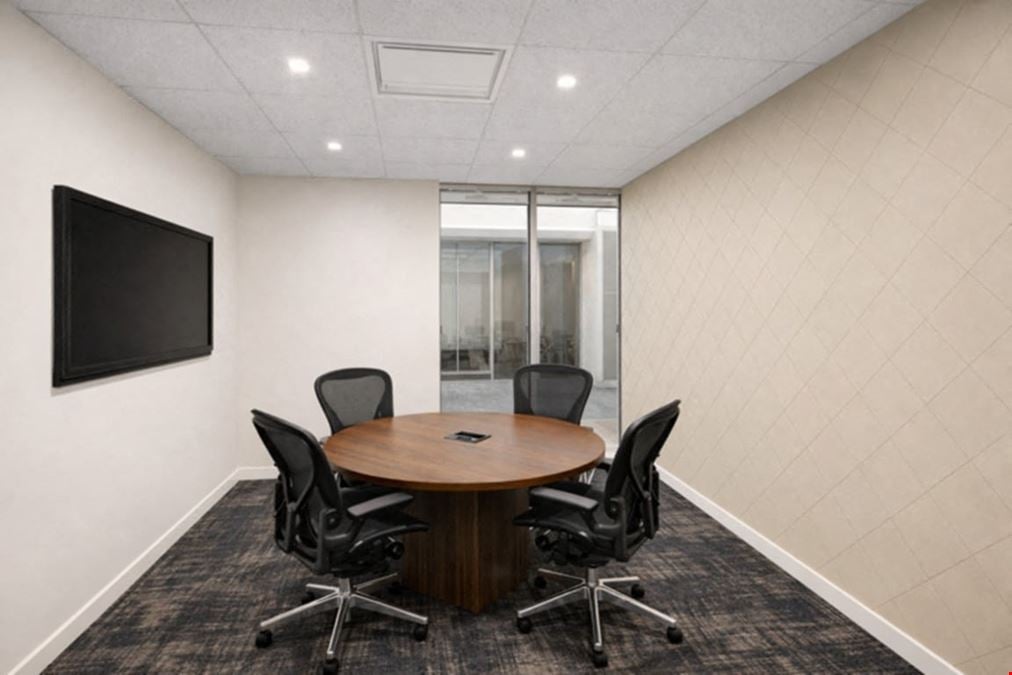Venture X @ CityPlace West Palm Beach - Venture X - Aventura