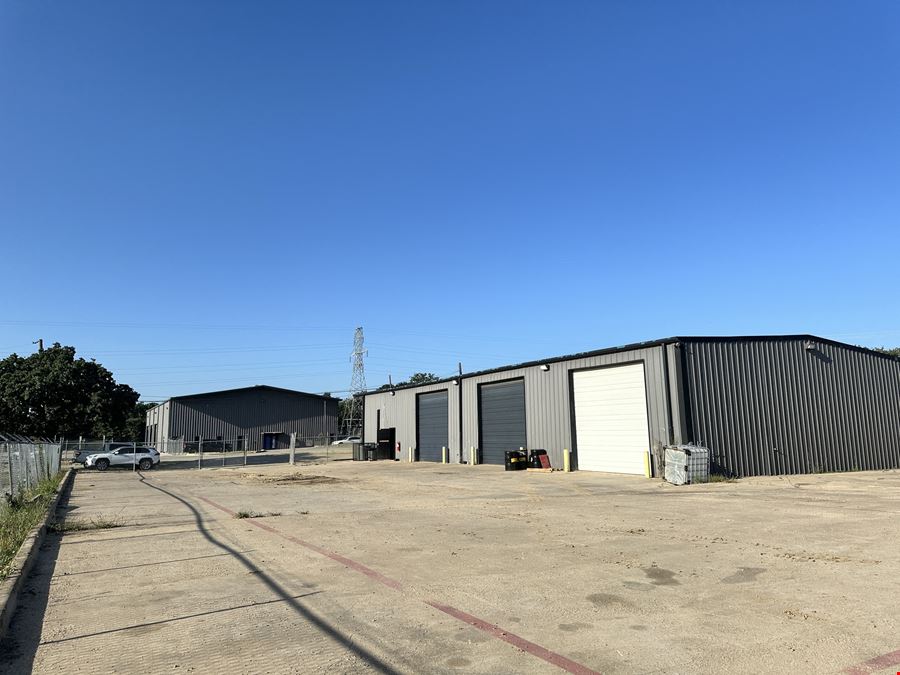 5,000 SF Office/Warehouse w/ Fenced Storage on 1.10 AC