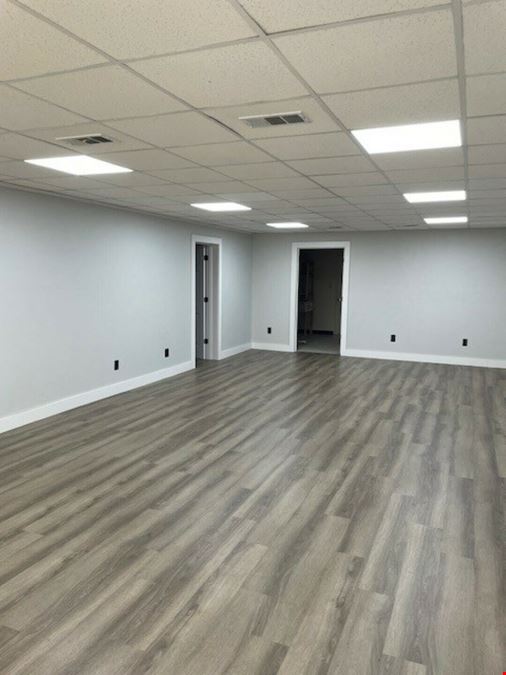 Midtown Office Space For Lease - 1,325 SF Full Service - 117 E Georgia St @ N Monroe St