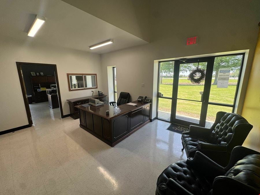 2831 LA-311, Schriever, LA 70395
