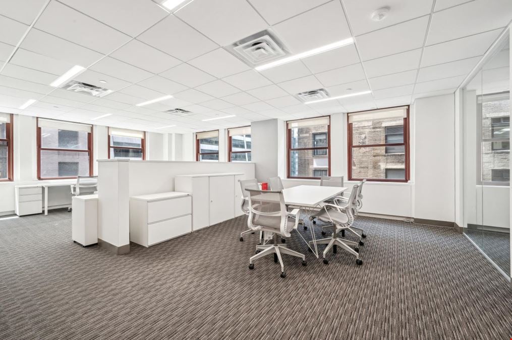 28 West 44th Street - 10th Floor Sublease