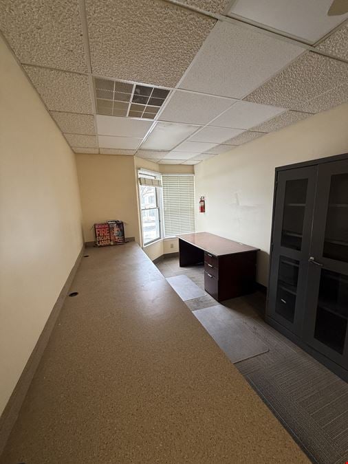 120 Madison Avenue Unit B