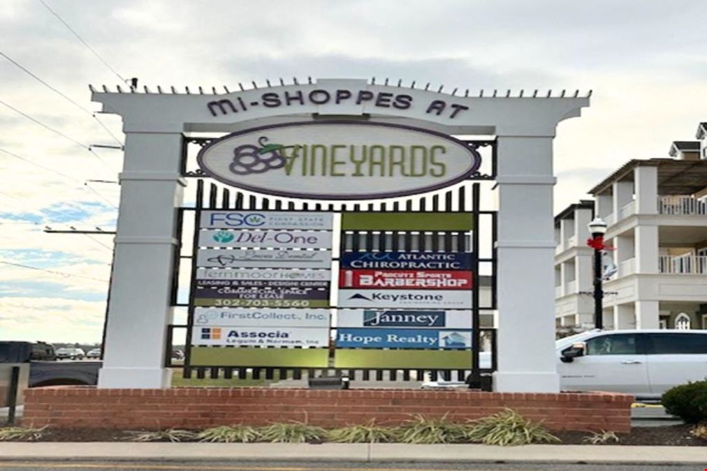 Mi-Shoppes at Vineyards