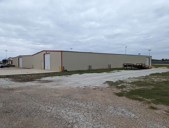 Preview of Industrial space for Rent at 704 Frank St Suite A