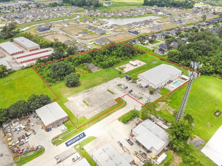 Multi-Purpose Retail/Distribution Facility + Surplus Development Land