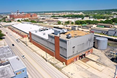 Preview of Industrial space for Sale at 2400 SW Washington Street