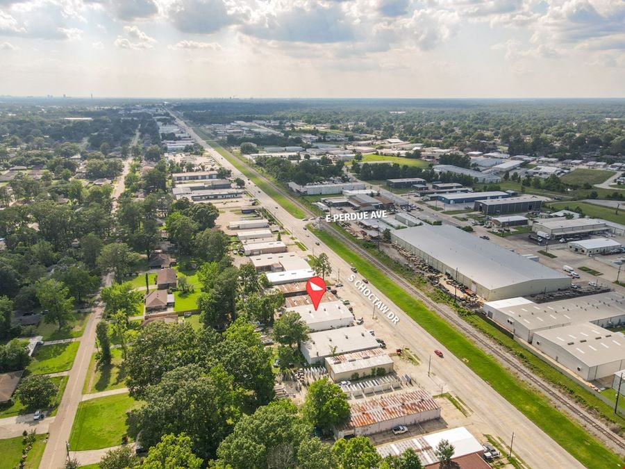 100% Leased – Well-Maintained, Climate-Controlled Warehouse