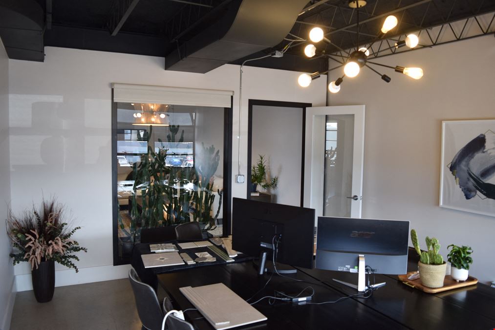 Office available on Santa Fe Drive