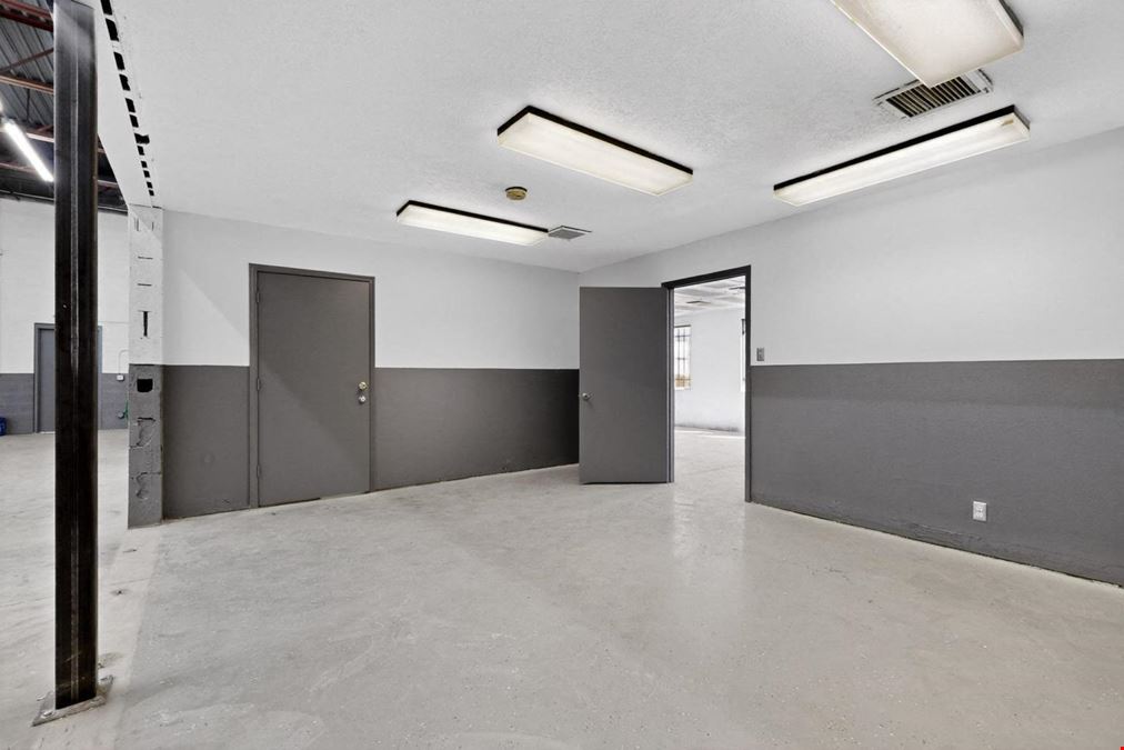 PREMIER MULTI TENANT INDUSTRIAL COMPLEX