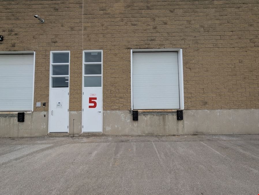 55 QUEENS PLATE DR UNIT 5