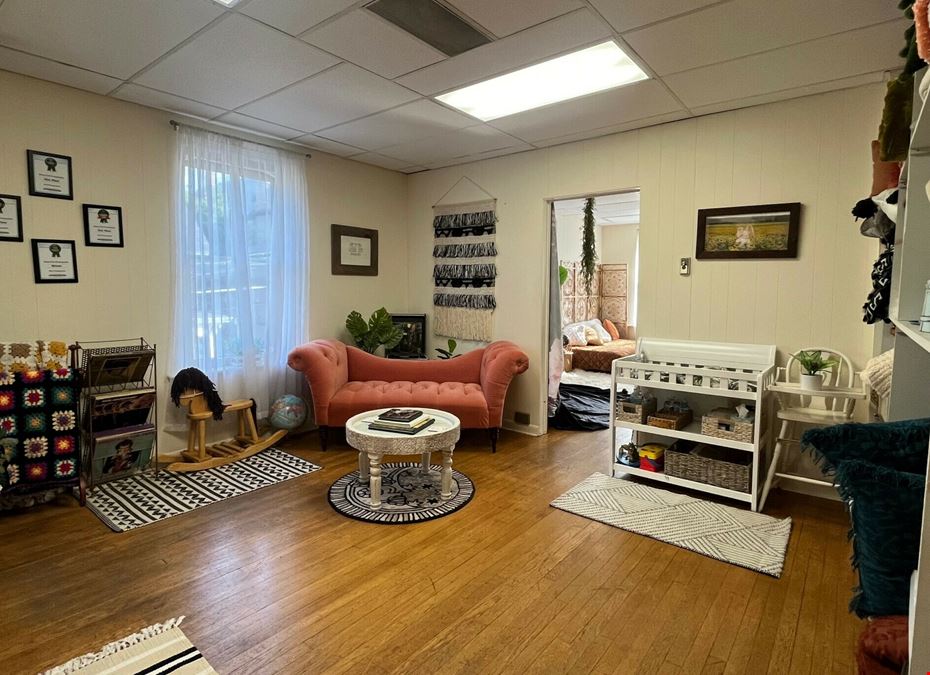 43 N 7th St - Office Suites