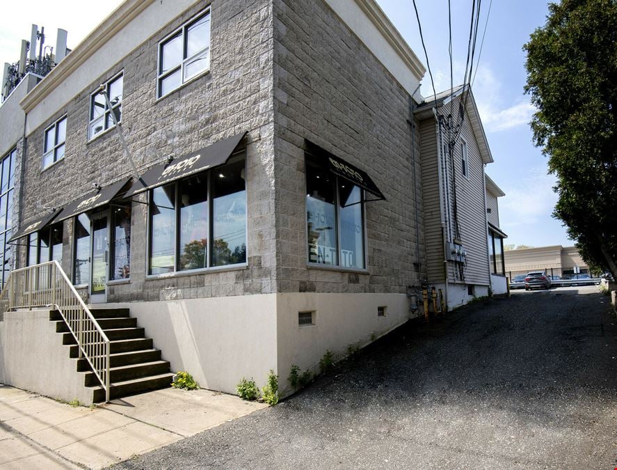 13 Glen Cove Road