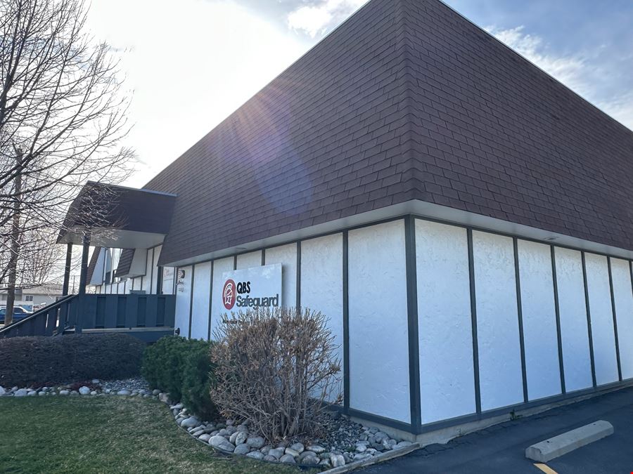 1110 Lynn Ave