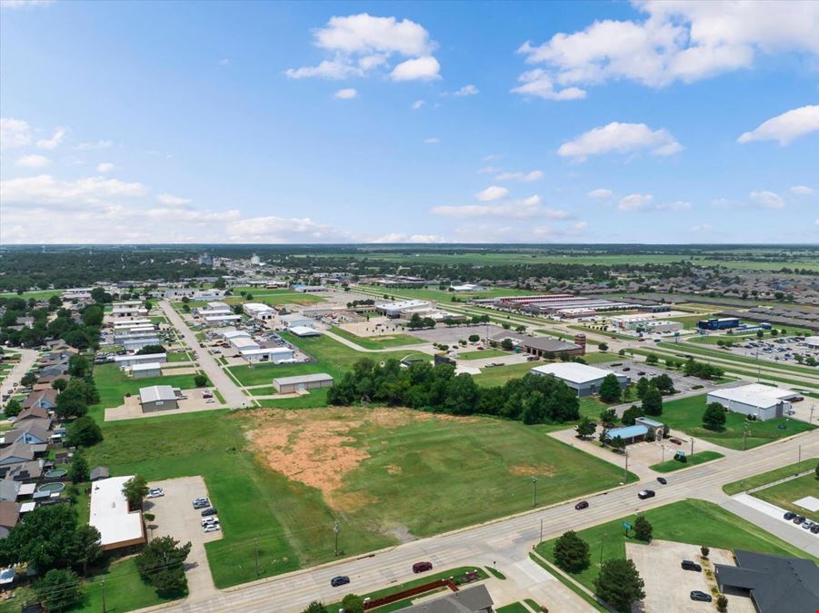 4.27 Acres | Prime Yukon Commercial Development