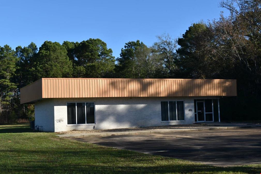 611 US Highway 82 East
