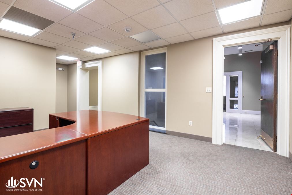 For Lease: 4,750 SF Prime Office Space Downtown Frankfort