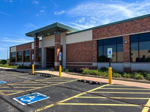 Preview of Retail space for Rent at 6958 Spring Creek Rd