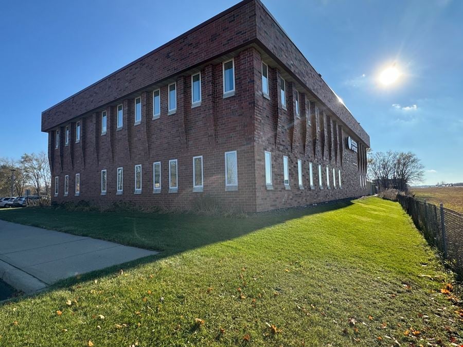 Northern Select Building