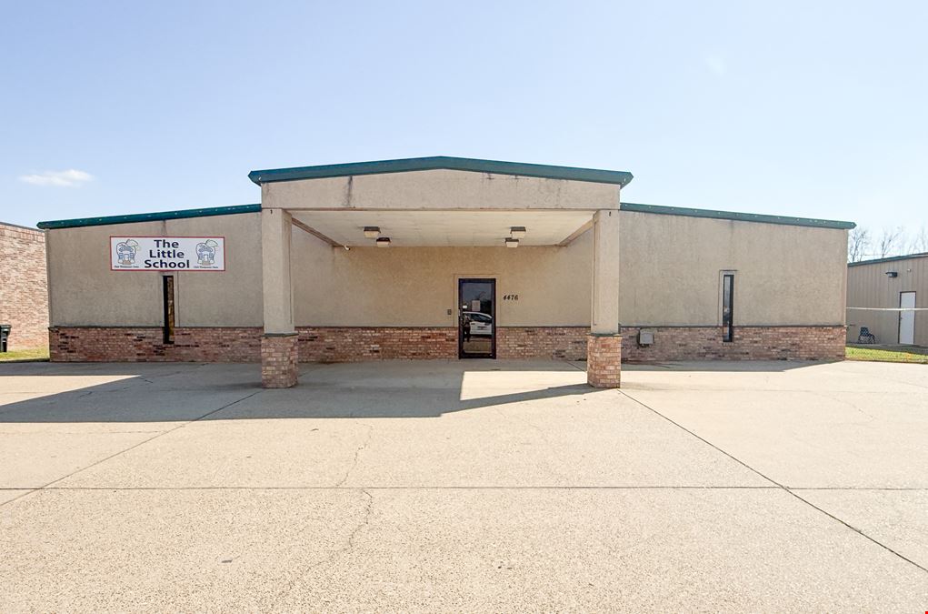 4476 Viking Drive