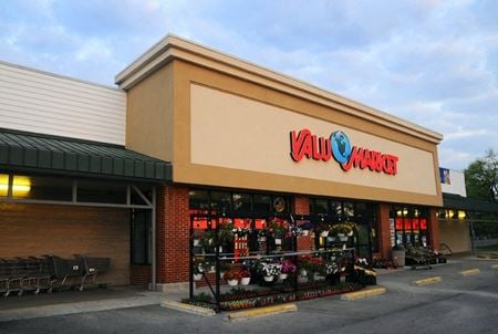 Preview of Retail space for Rent at 5330 South 3rd Street