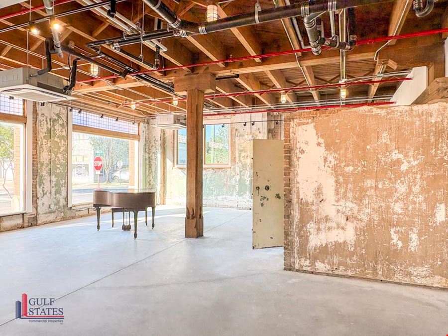Komp Building 319 E Pine St