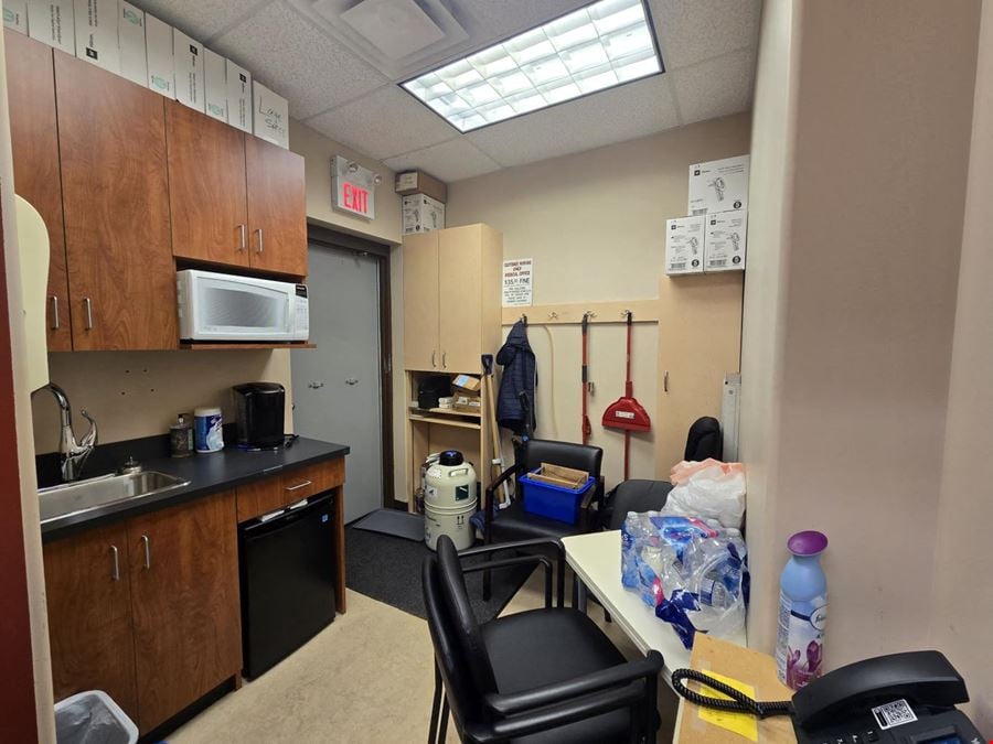 Bearspaw Plaza: Medical Office Space