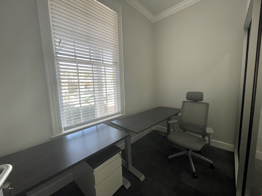 Executive Suites for Lease in Downtown Pensacola