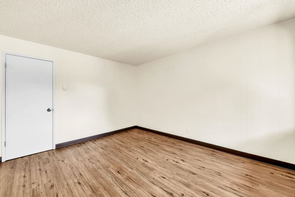 Salem Parkway Apartments
